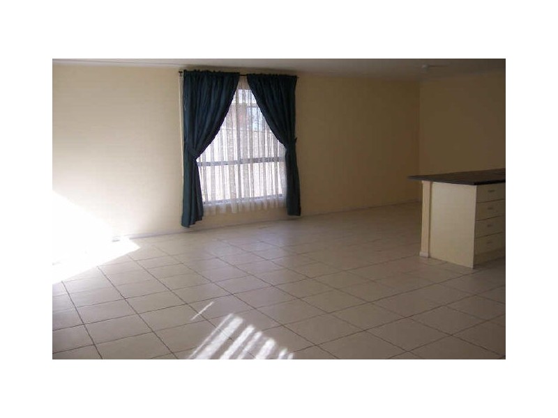 4 Sandy Lane, Hackham SA 5163