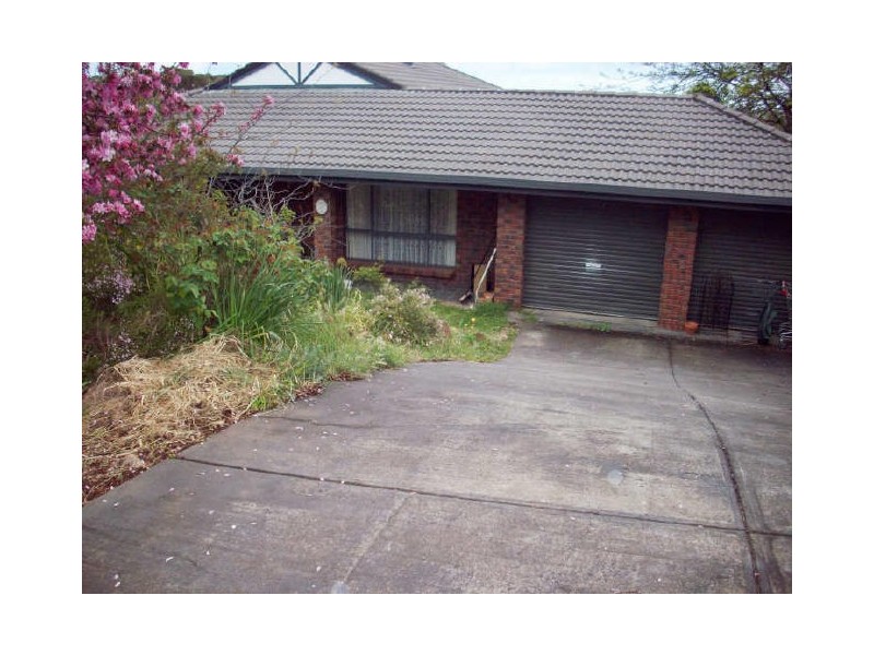 14 Caspian Court, Woodcroft SA 5162