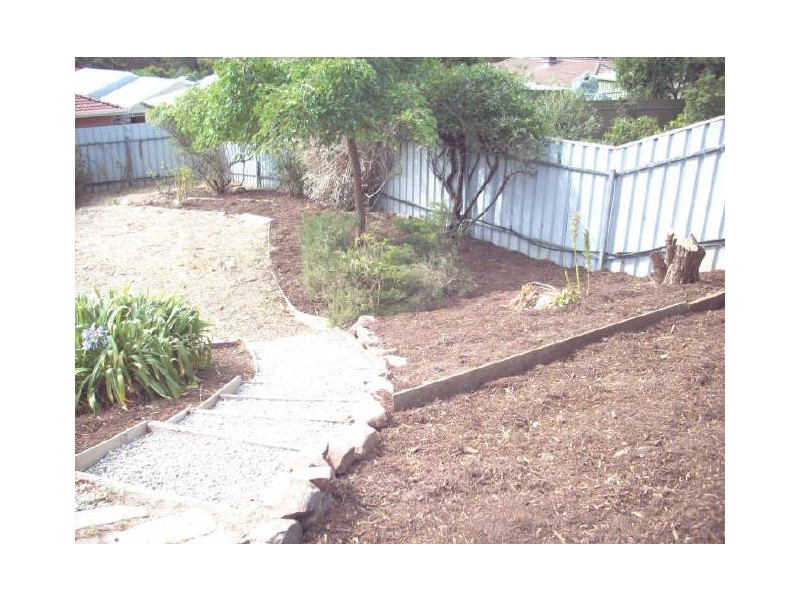 14 Caspian Court, Woodcroft SA 5162