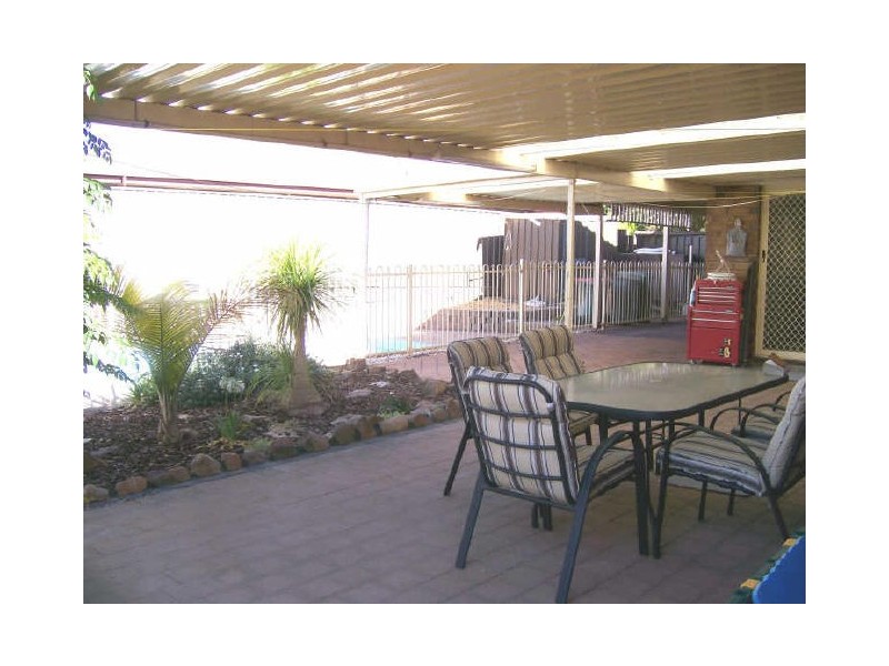 10 Cosgrove Crescent, Old Reynella SA 5161