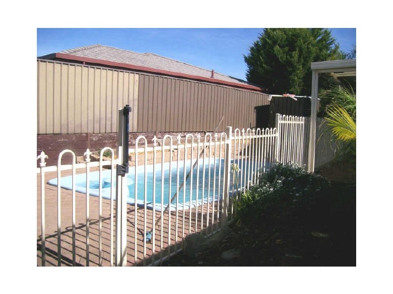 10 Cosgrove Crescent, Old Reynella SA 5161