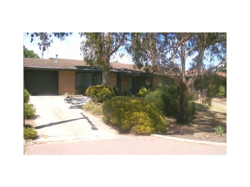 24 Leonard Road, Morphett Vale SA 5162