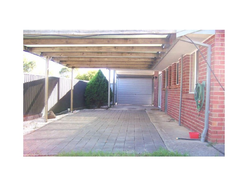 2/125 States Road, Morphett Vale SA 5162
