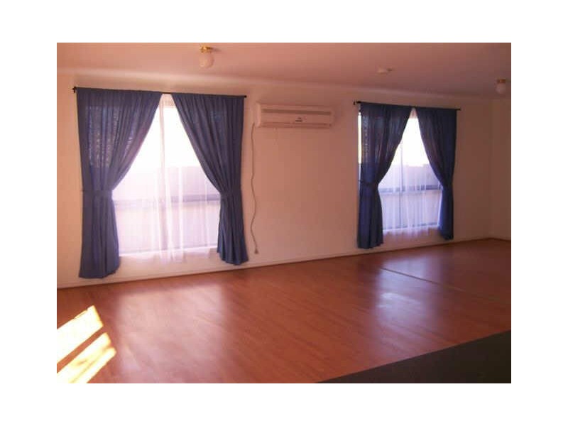 4 Sandy Lane, Hackham SA 5163