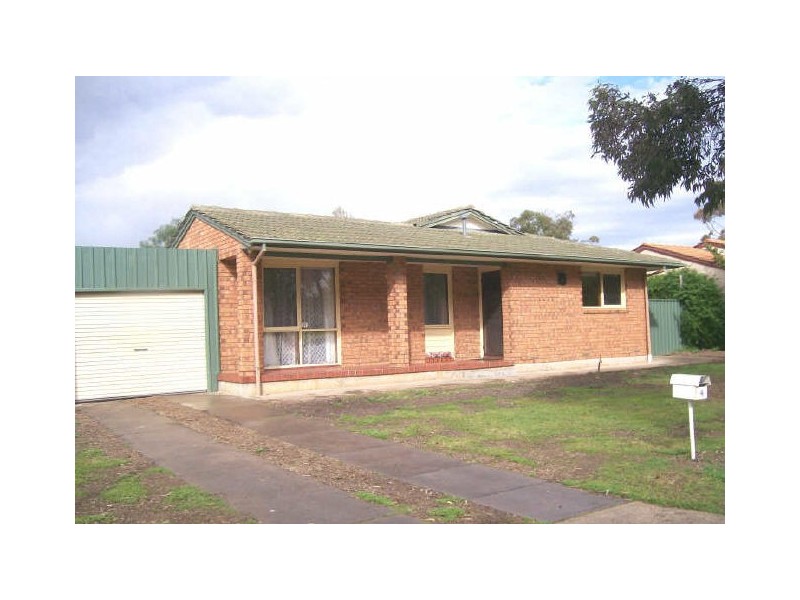 4 Kantalpa Grove, Morphett Vale SA 5162