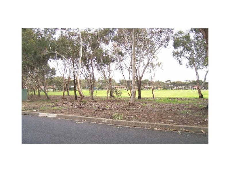 4 Kantalpa Grove, Morphett Vale SA 5162