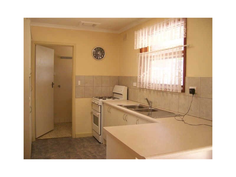 29 Village Road, Hackham West SA 5163