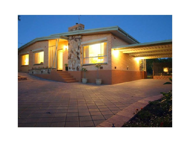34 Suzanne Avenue, Morphett Vale SA 5162
