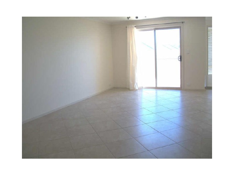 14 Yeltana Ave, Huntfield Heights SA 5163