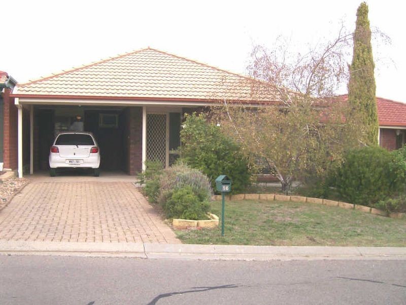 16 Yaldara Close, Woodcroft SA 5162