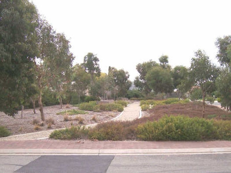 16 Yaldara Close, Woodcroft SA 5162