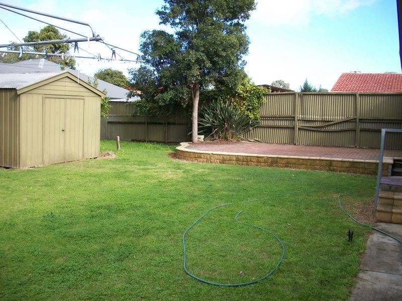 6 Pat Crescent, Morphett Vale SA 5162