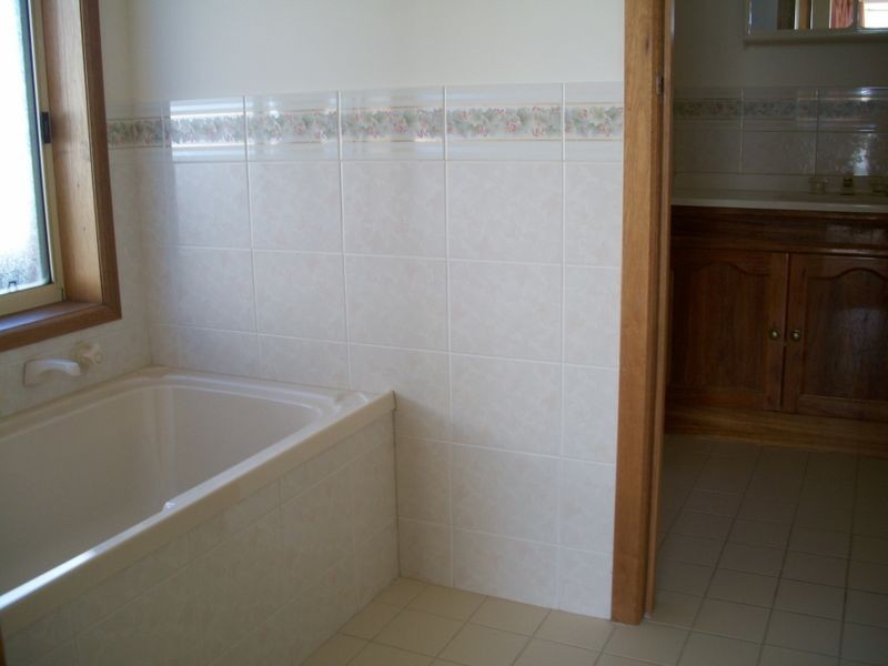 52 Sir James Hardy Way, Woodcroft SA 5162