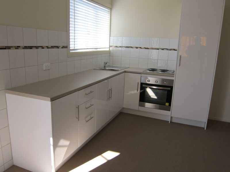 2/1 Short Street, Glen Innes NSW 2370