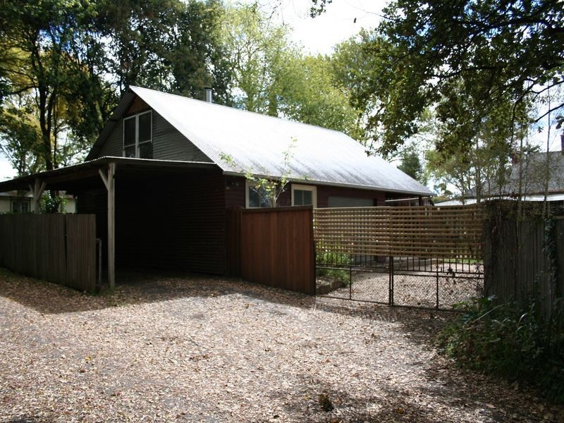 79 Meade Street, Glen Innes NSW 2370