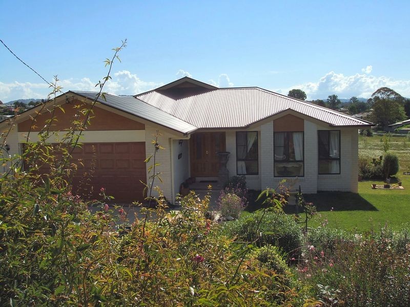 20 Bates Avenue, Glen Innes NSW 2370