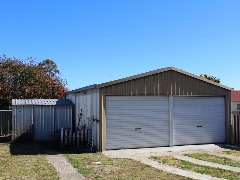 60 Railway Street, Glen Innes NSW 2370