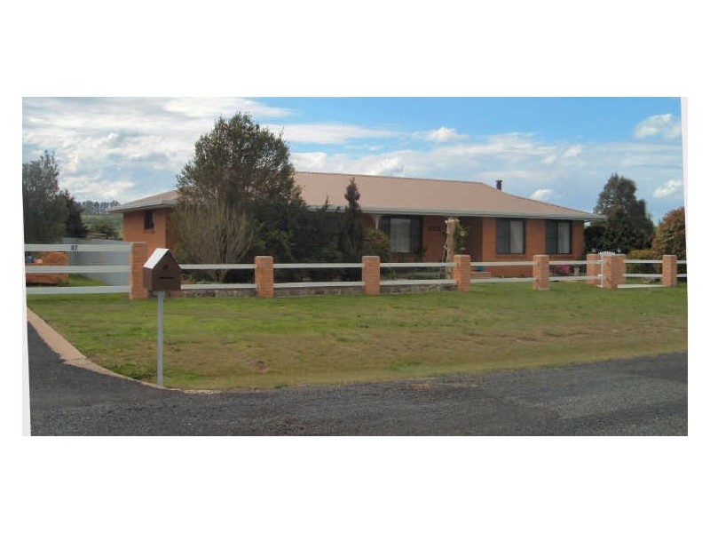 87 East Pandora Rd, Glen Innes NSW 2370