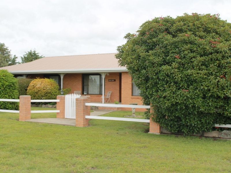 87 East Pandora Rd, Glen Innes NSW 2370