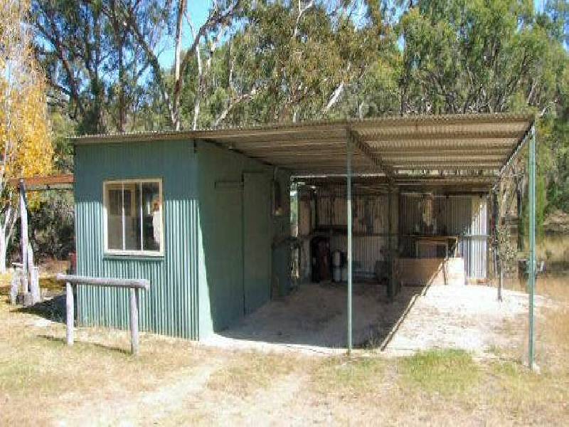 Nourlangie/ Kings Plains Road …. Sapphire … via, Inverell NSW 2360