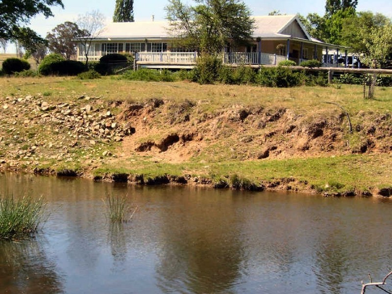 The Cottag New England Highway, Deepwater NSW 2371
