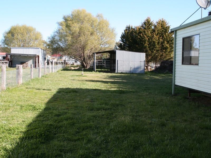 7 Meade Street, Glen Innes NSW 2370