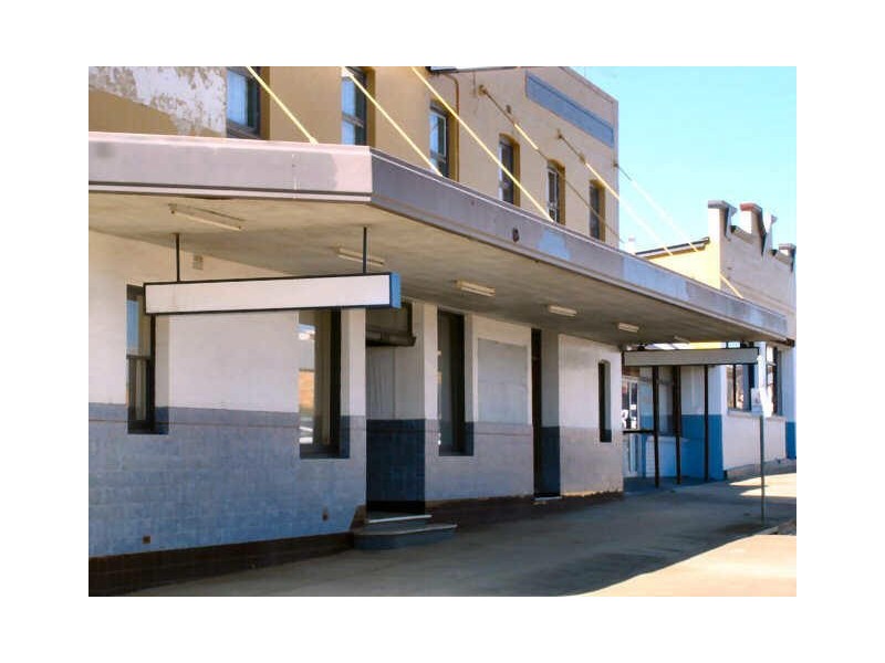 Former ROYAL HOTEL/ 371 Grey Street, Glen Innes NSW 2370