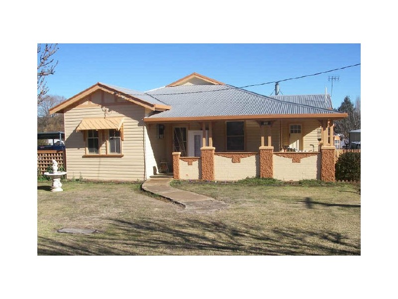 112 Grey Street, Glen Innes NSW 2370