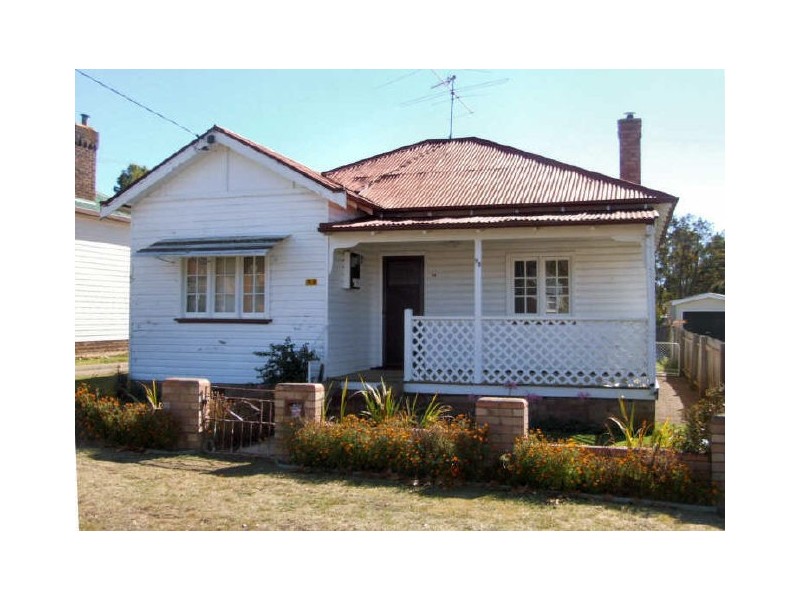 98 Bourke Street, Glen Innes NSW 2370