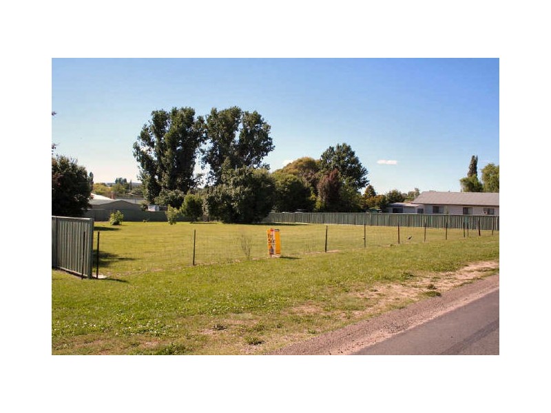 42-44 Grovers Lane, Glen Innes NSW 2370