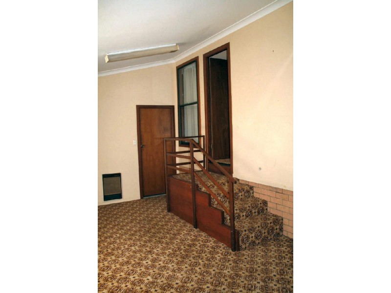 9 Lindsay Avenue, Glen Innes NSW 2370