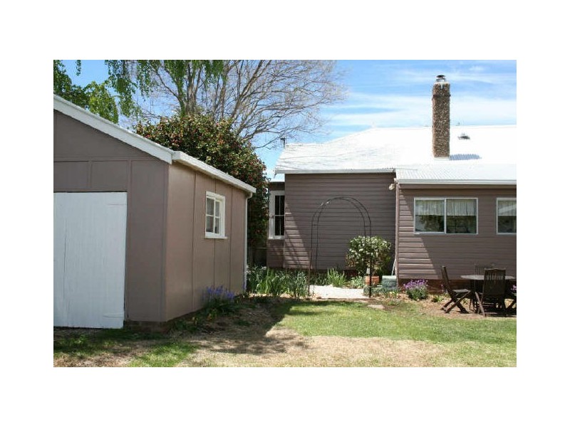 106 Macquarie Street, Glen Innes NSW 2370