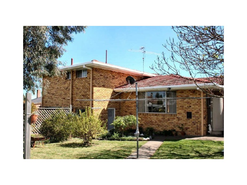 15 Glasson Street, Glen Innes NSW 2370