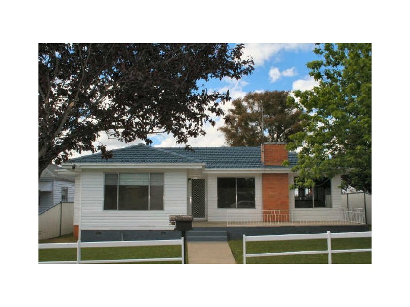 30 Walter Street, Glen Innes NSW 2370