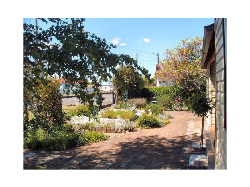 156 Macquarie Street, Glen Innes NSW 2370