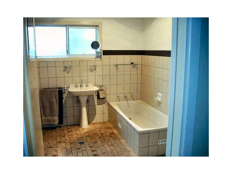 156 Macquarie Street, Glen Innes NSW 2370