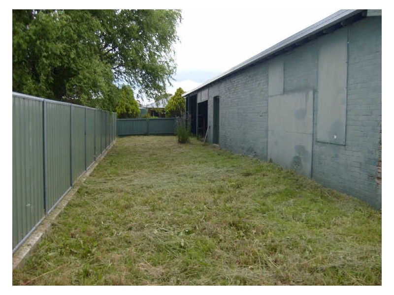 60 Tenterfield Street, Deepwater NSW 2371