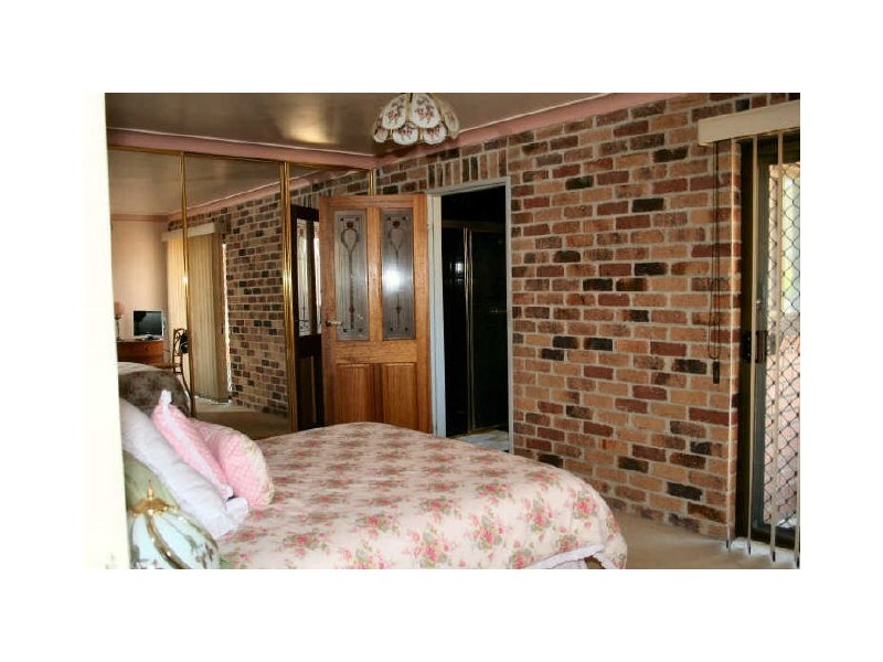 42 Coronation Avenue, Glen Innes NSW 2370