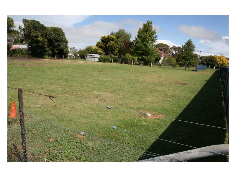 32 Wentworth Street, Glen Innes NSW 2370