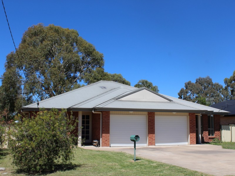 49 Abbott Street, Glen Innes NSW 2370