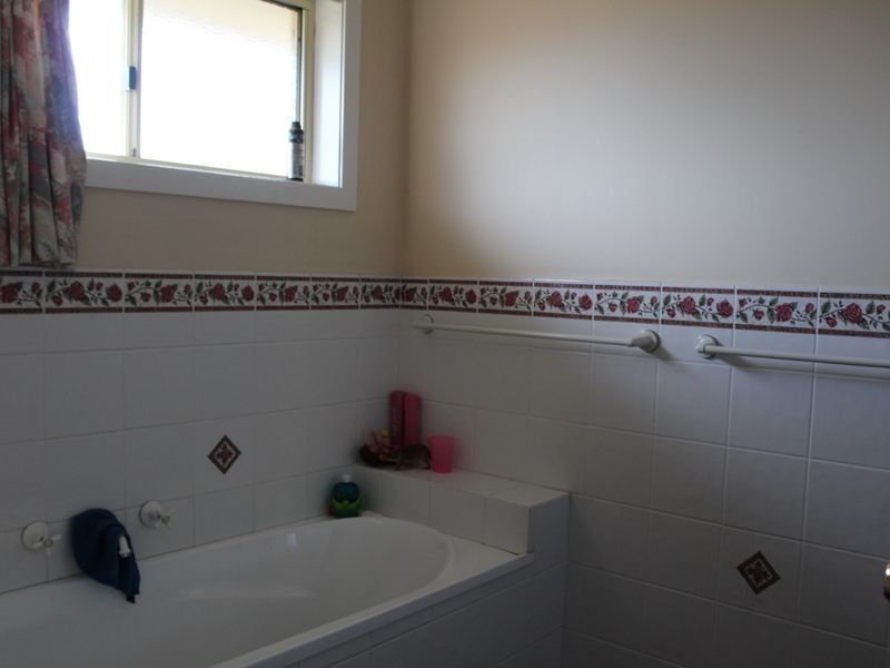 23 Railway Street, Glen Innes NSW 2370
