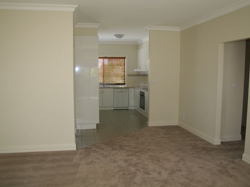 Unit 2/205 Bourke Street, Glen Innes NSW 2370