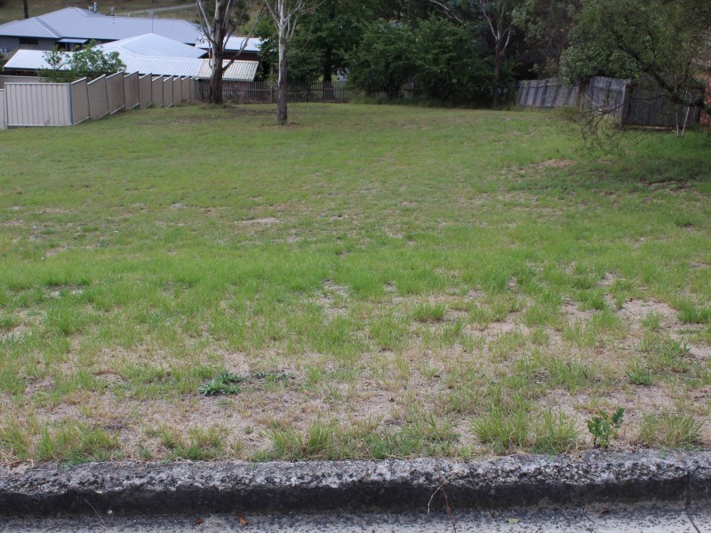 2A Robinson Avenue, Glen Innes NSW 2370