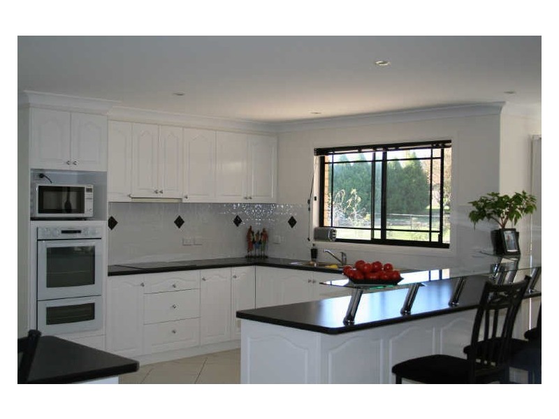 7 Carlisle Court, Glen Innes NSW 2370