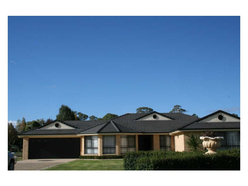 7 Carlisle Court, Glen Innes NSW 2370