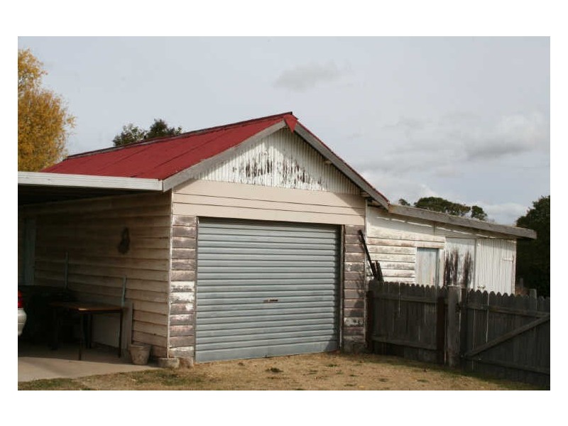 66 Derby Street, Glen Innes NSW 2370