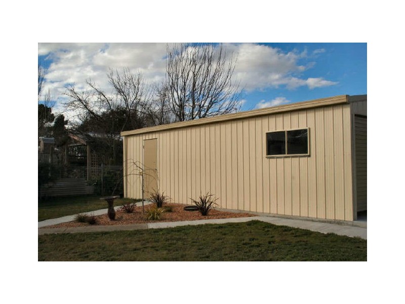 25 Lawrence Street, Glen Innes NSW 2370