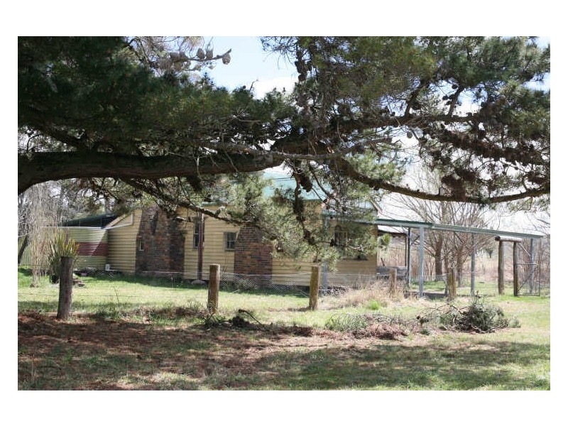 182 Government Lane, Ben Lomond NSW 2365