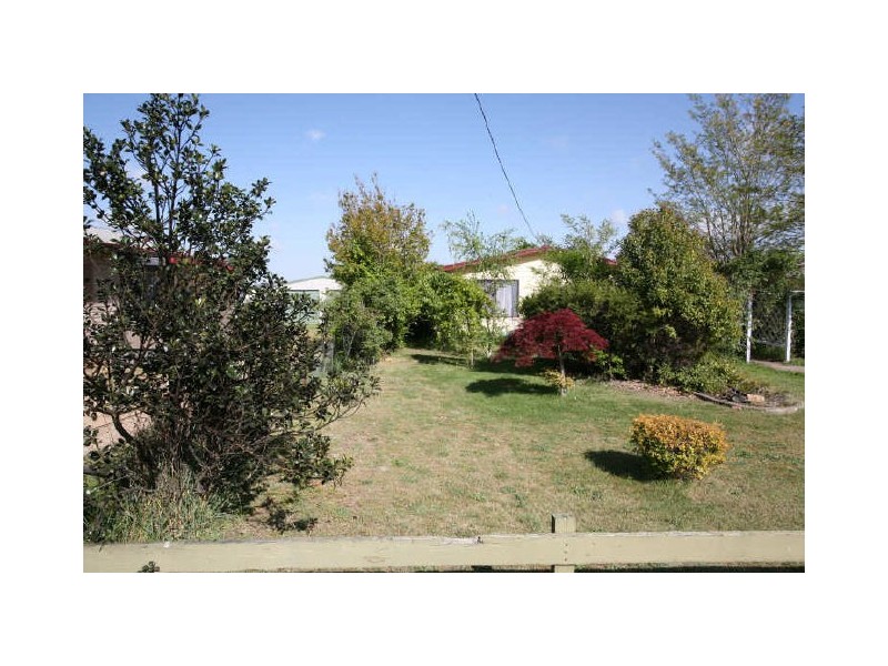 60 Coronation Avenue, Glen Innes NSW 2370