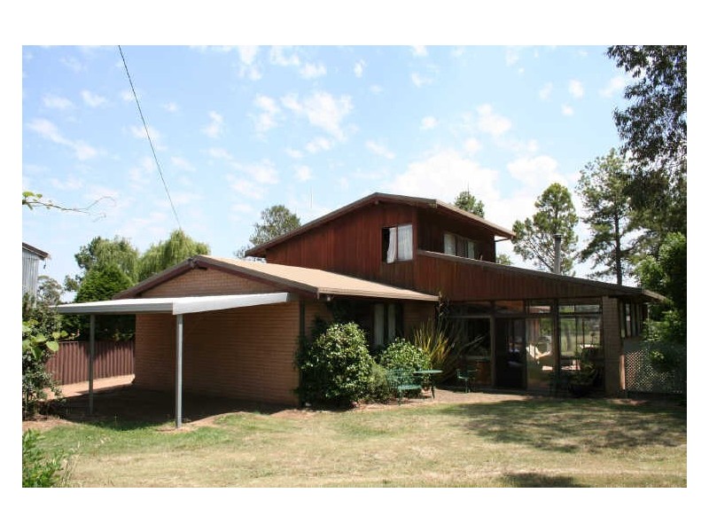 25 Fawcett Road, Glen Innes NSW 2370